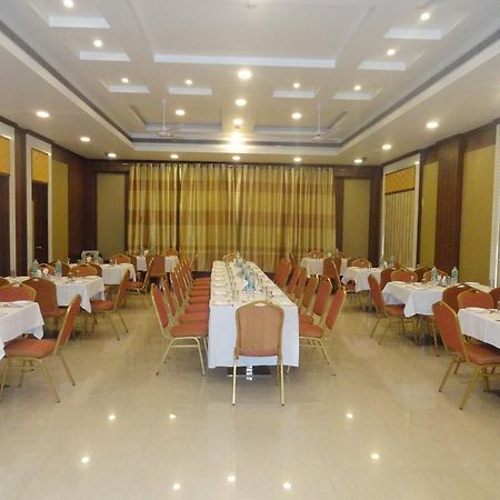 Hotel Alps Residency Krishnagiri Esterno foto